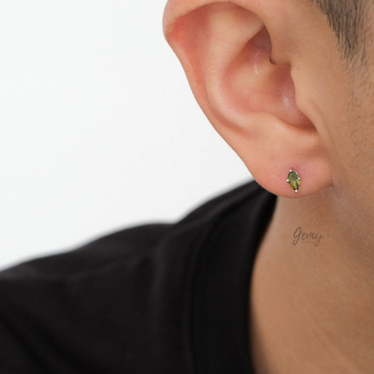 Khuyên tai nam nữ bạc 925 đính đá màu xanh phong cách unisex Uri (1 chiếc) | GEMY SILVER K187