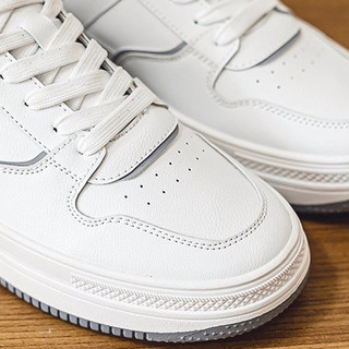 Giày da sneaker trắng, phong cách trẻ trung CS904