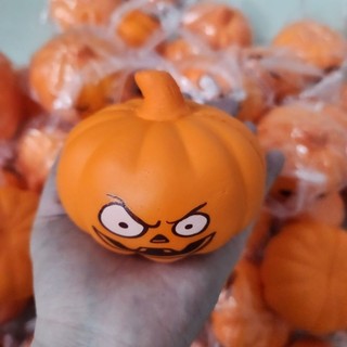 Squishy bí đỏ Halloween