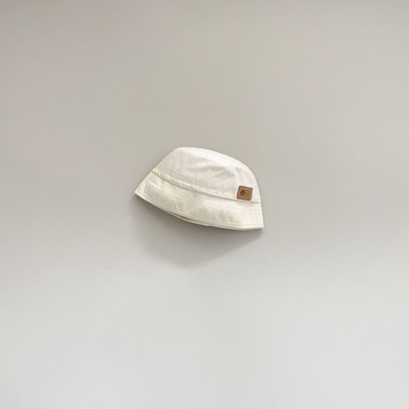 Mũ cụp vành gắn tag mặt cười cho bé, mũ cụp vành cho bé