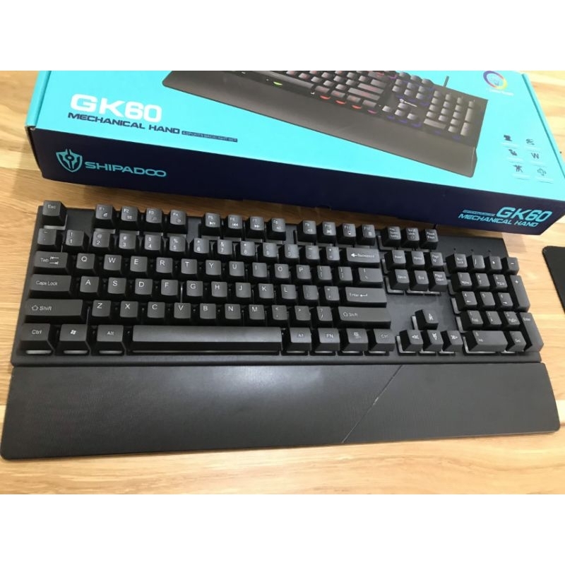 Bàn phím LED giả cơ chống ồn siêu êm GK60, led 7 màu, có kê tay