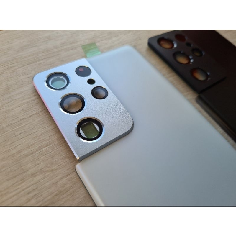 Nắp lưng Samsung S21 Ultra ,có kính camera sau