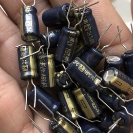 1 con tụ Panasonic  FC 47uf/35v