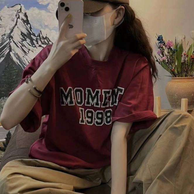 Áo thun đỏ Moment 1998 3158 unisex -Phông form rộng tay lỡ kiểu dáng cá tính