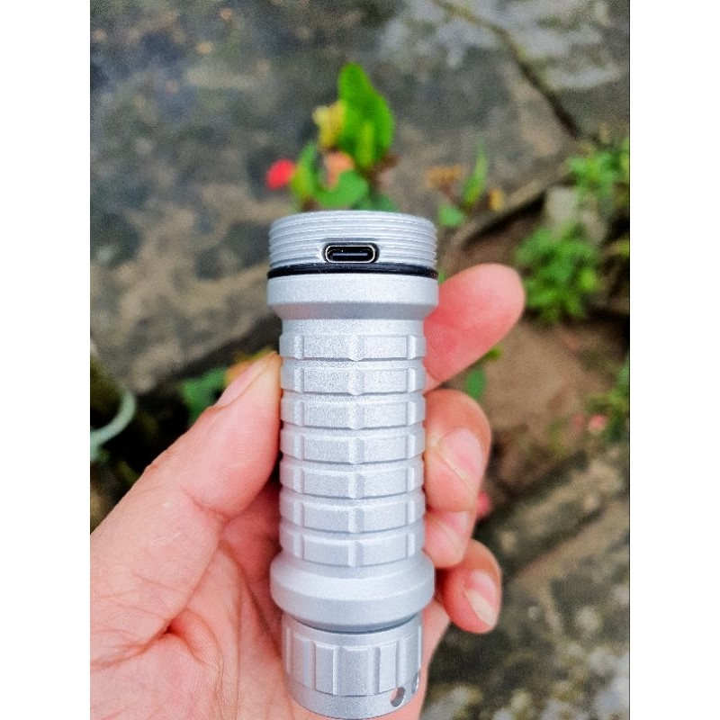 Đèn pin mod cao cấp SFP55,công suất 100w quang thông 15000 lumen