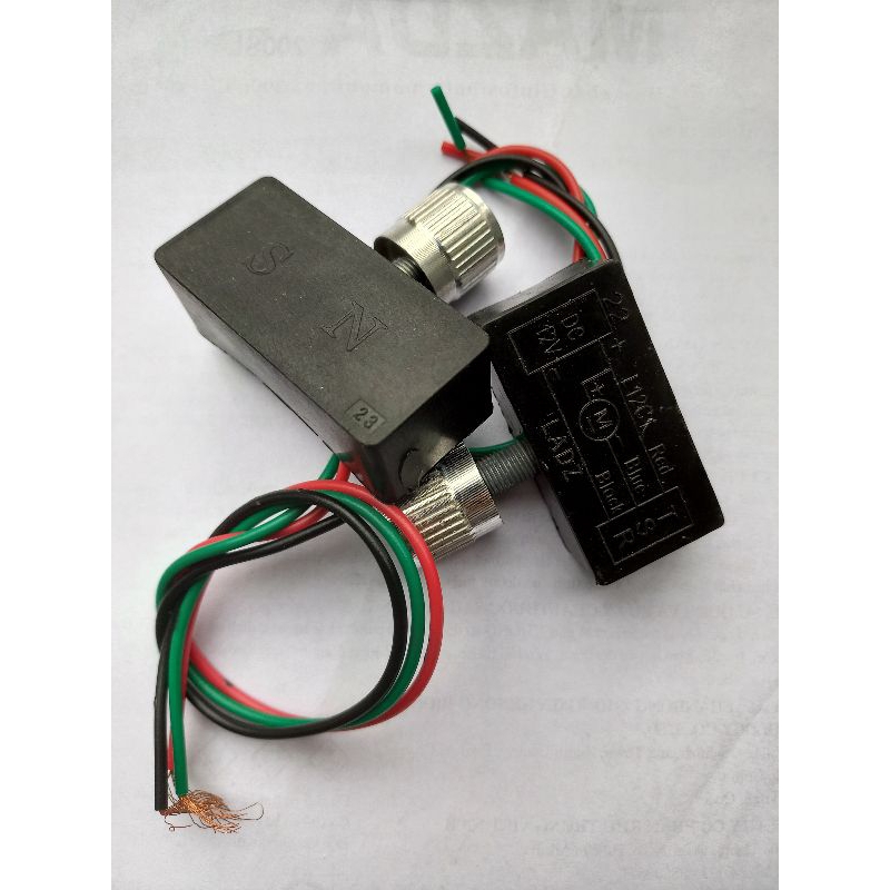 Chiết áp 12v cho bình phun thuốc.