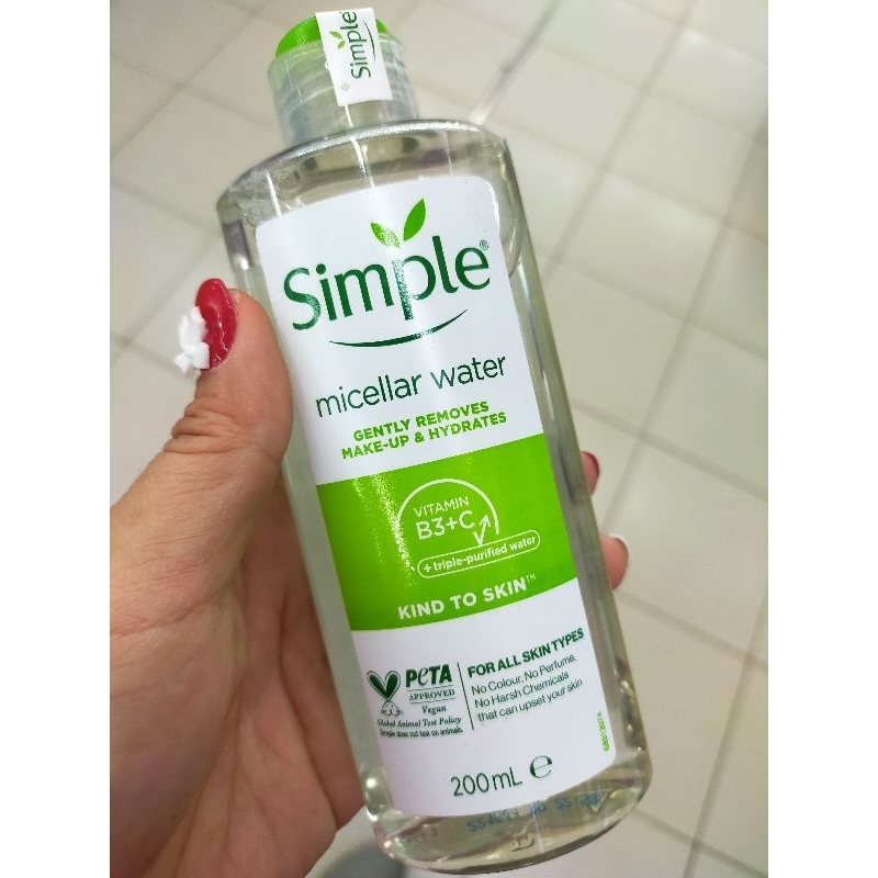 Nước tẩy trang Simple 200ml