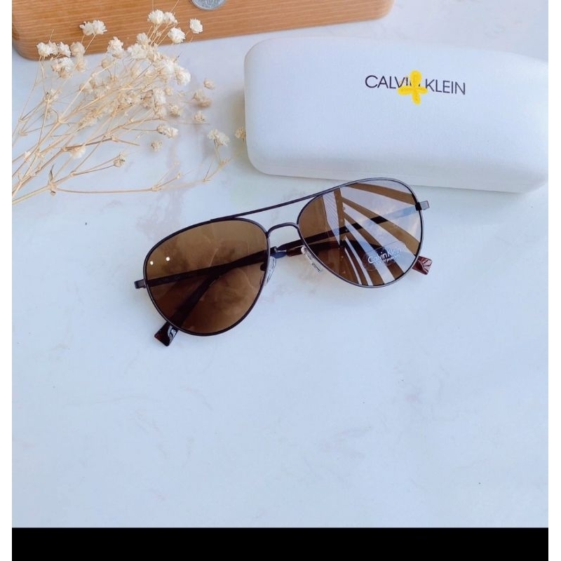 Kính râm thời trang màu nâu dành cho nam