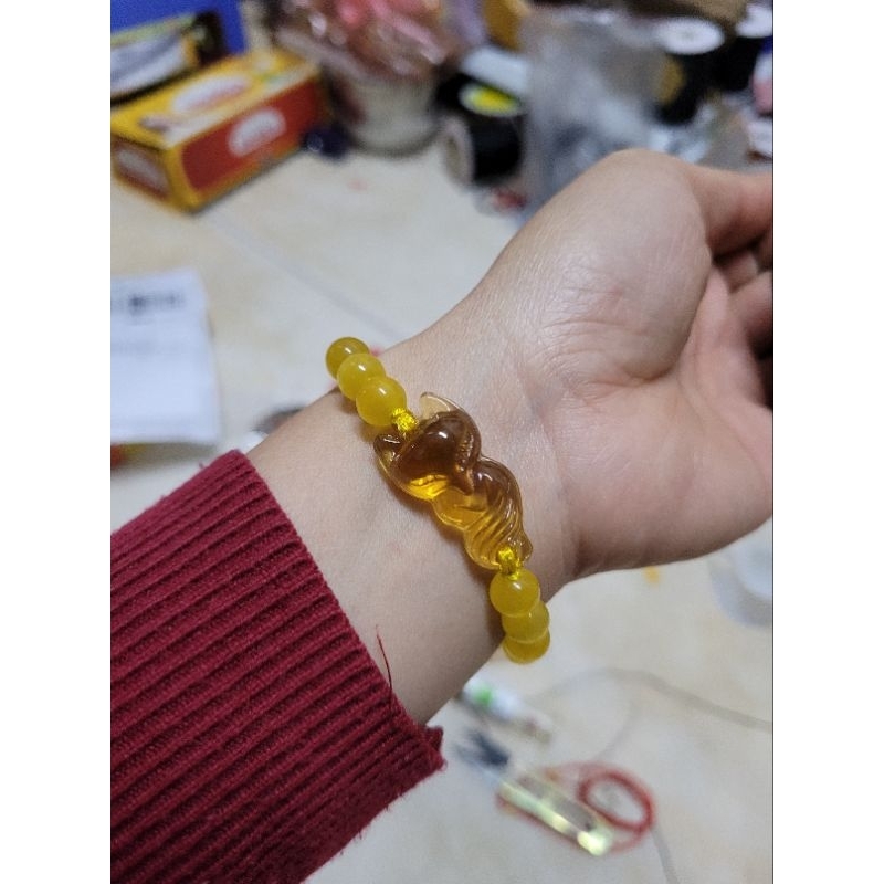 Vòng tay hồ ly phong thủy đá 8 li