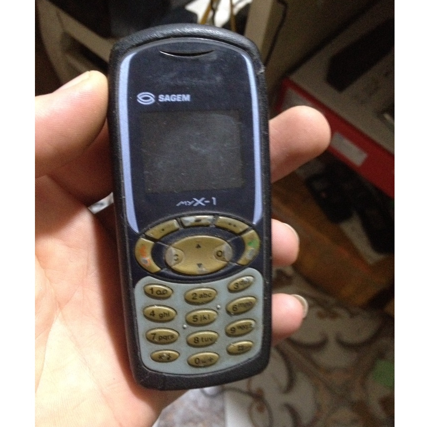 Xác SAGEM MyX-1 không thấy lên, máy không bin