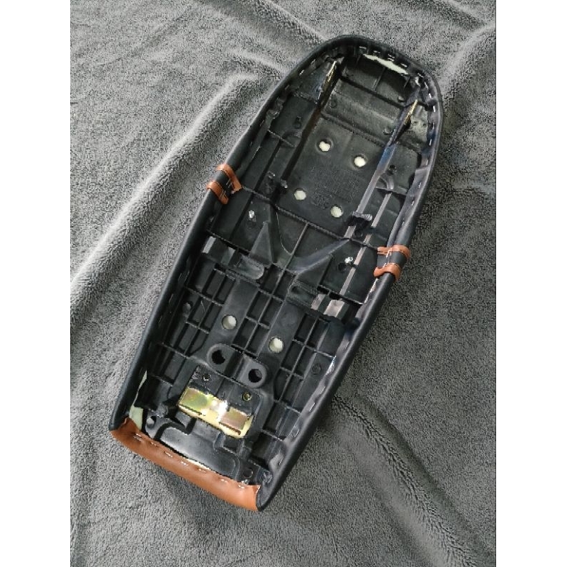 Yên xe Honda 67  loại tốt nhiều màu