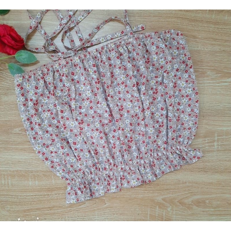 Áo 2 dây croptop hoa nhí