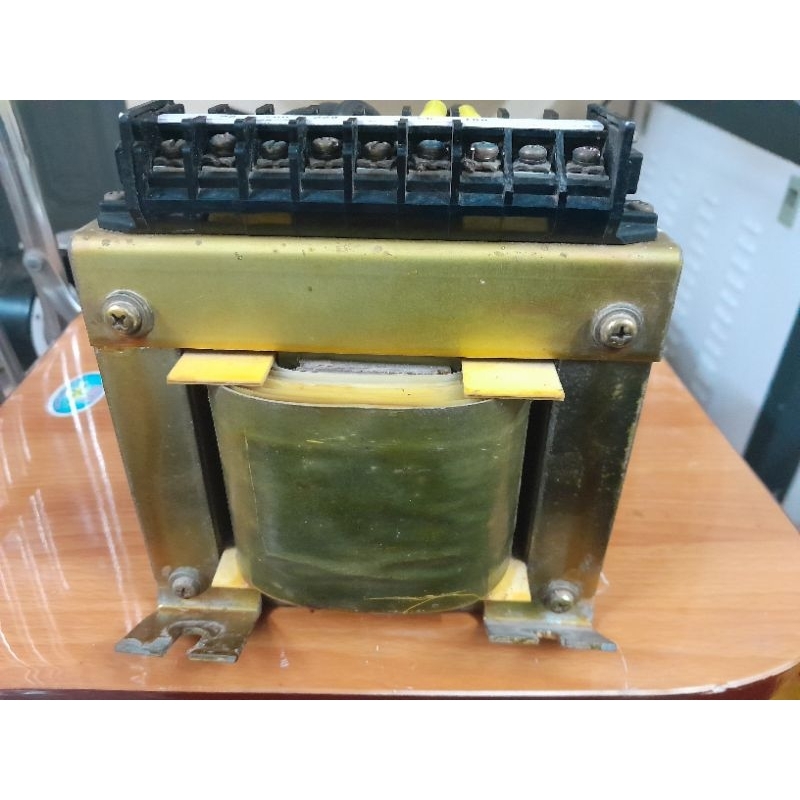 Biến áp cách ly Japan 1 kVA