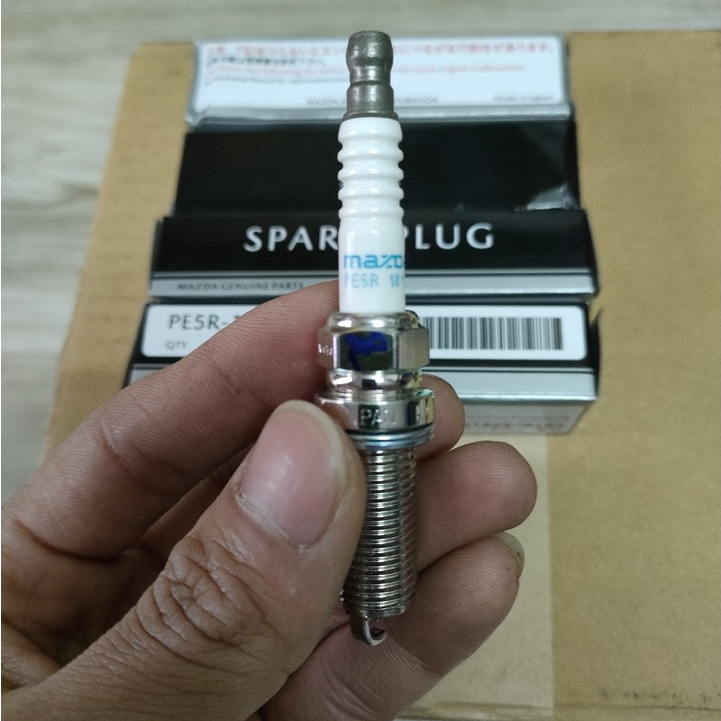 Bugi Đánh Lửa PE5R-18110A ILKAR7L11 Cho Mazda 2 3 6 CX3 CX5 CX8 CX30 CX9 2015-2022 hàng chính hãng