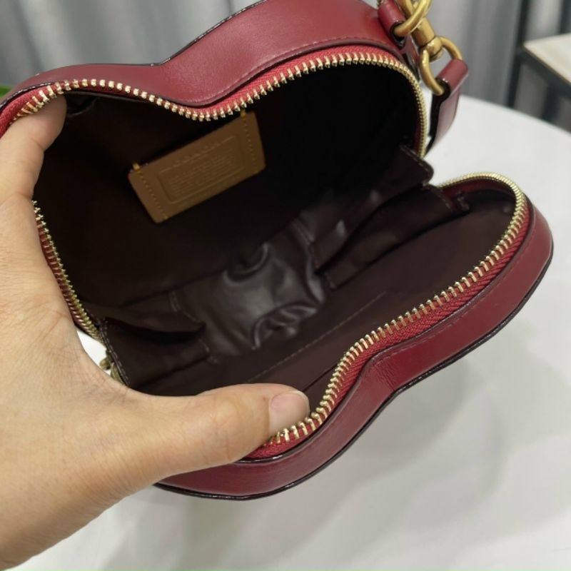 Túi C*oach trái tim da thật xinh xắn