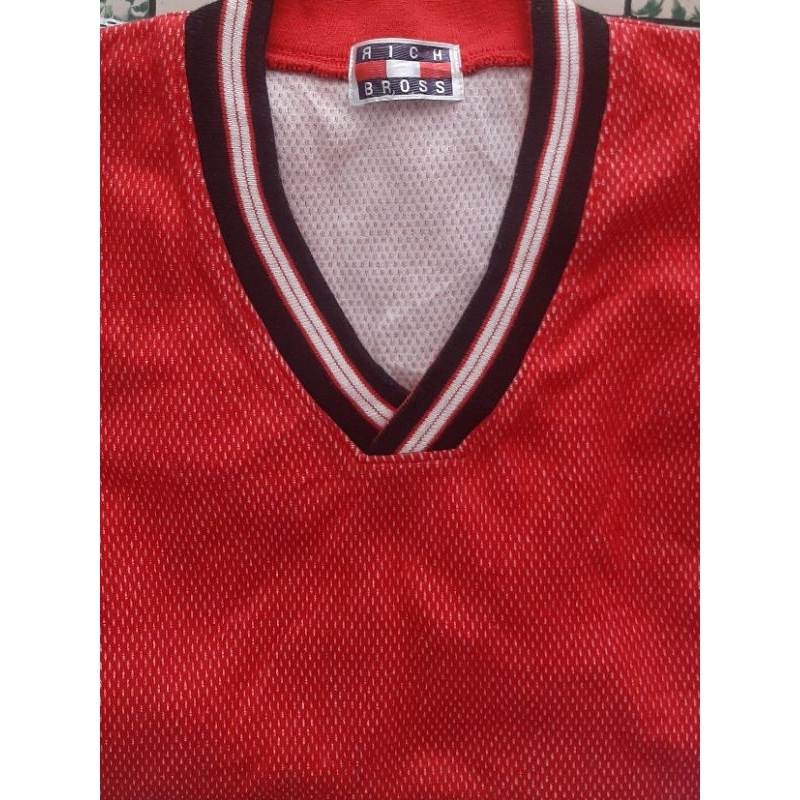 ÁO THỂ THAO HIỆU