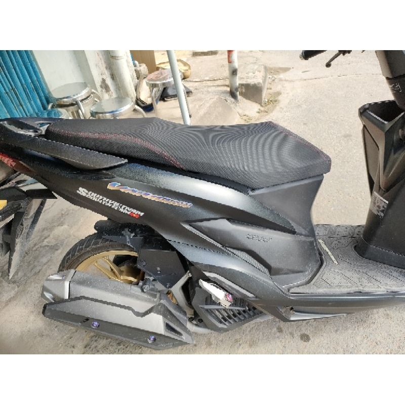 Nệm Liên Á Yên Xe Vario loại mềm gọt cạnh góc sắc sảo