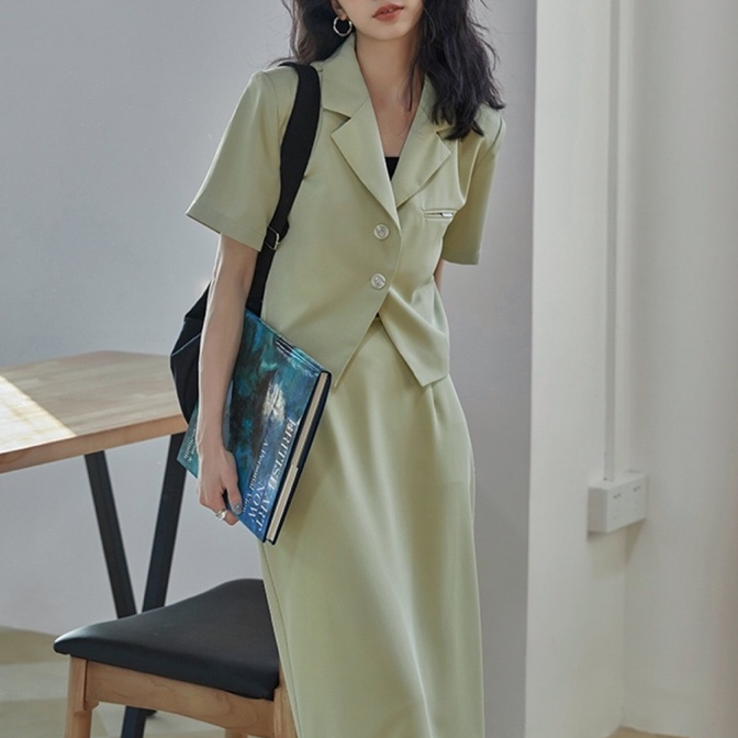 Set Blazer và Chân váy dáng dài trẻ trung SALOM - Katie Set