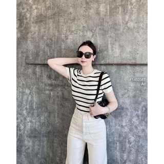 Áo thun croptop tay ngắn cổ tròn 1402