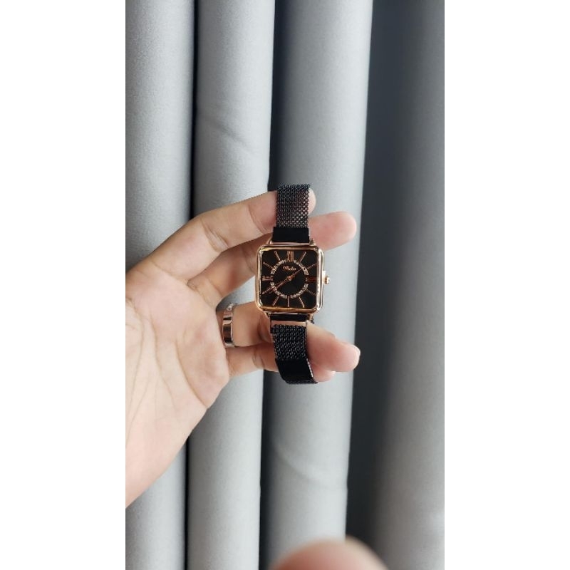 Đồng Hồ nữ cao cấp womege .