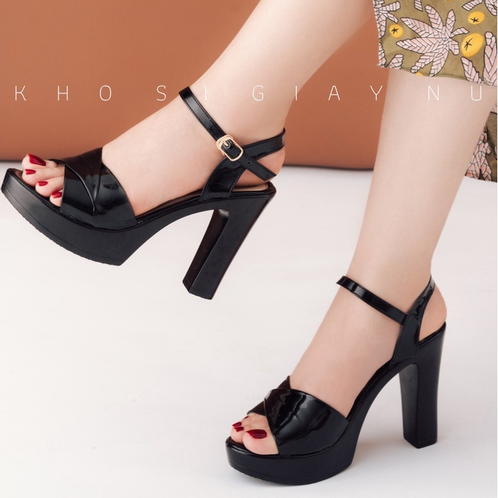 Giày sandal cao gót siêu nhẹ đế đúc nguyên khối 10 phân