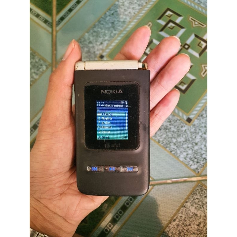 Xác điện thoại Nokia N75 nguyên zin bị gãy chốt gập