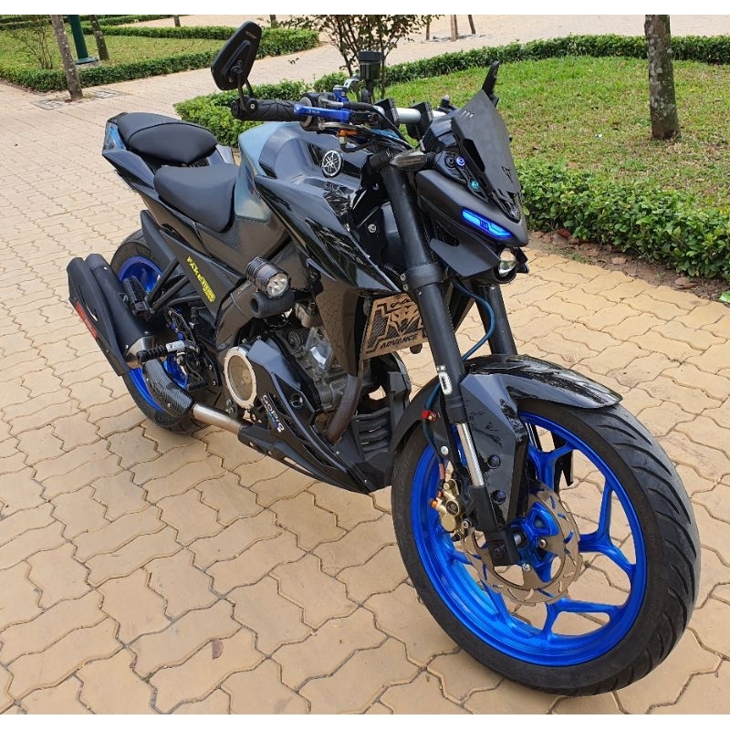 Đuôi Z800 cho FZ150i PNP