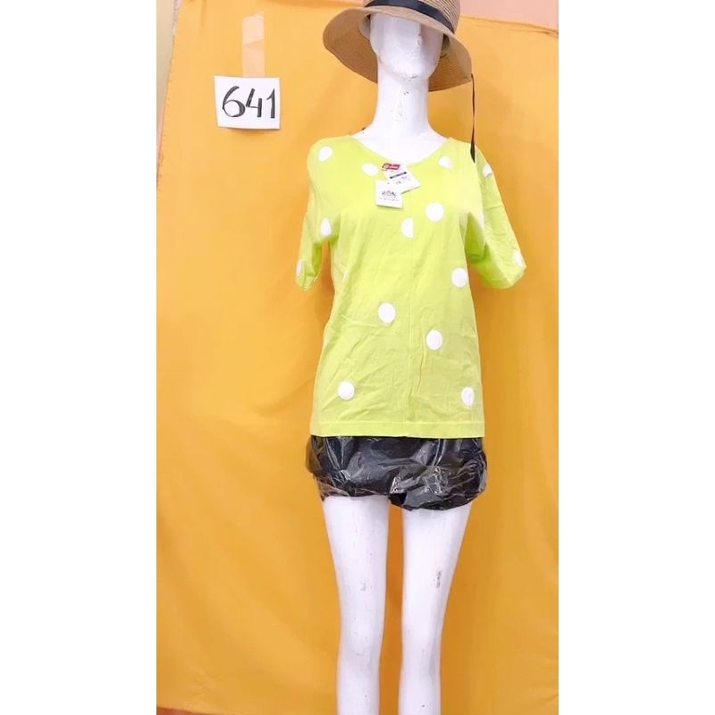 áo thun xanh chấm bi trắng. S641