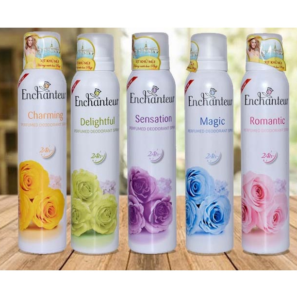 Xịt khử mùi Enchanteur 150ml