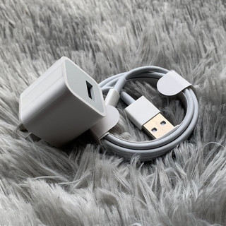 Bộ củ cáp sạc chuẩn 5w,củ sạc vuông 5w và cáp sạc usb