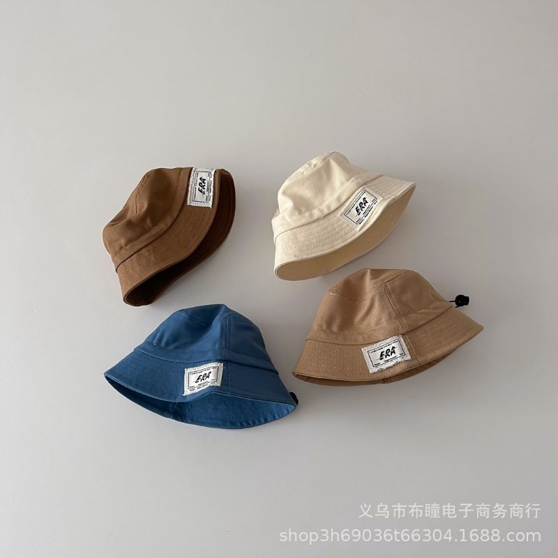 Mũ vành chất liệu kaki có dây rút chun dễ dàng điều chỉnh vòng đầu cho bé