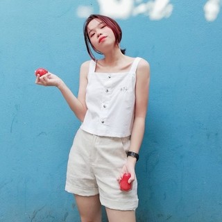 Áo hai dây croptop kiểu nữ chất liệu linen / linen top và quần short ngắn linen / linen short