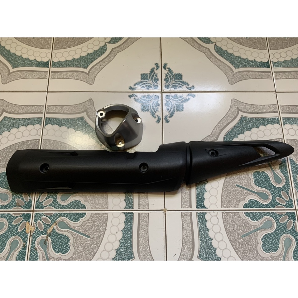 Combo Ốp Che Pô Và Chụp Đít Pô Xe Exciter 150 / Ex 150 gắn như zin