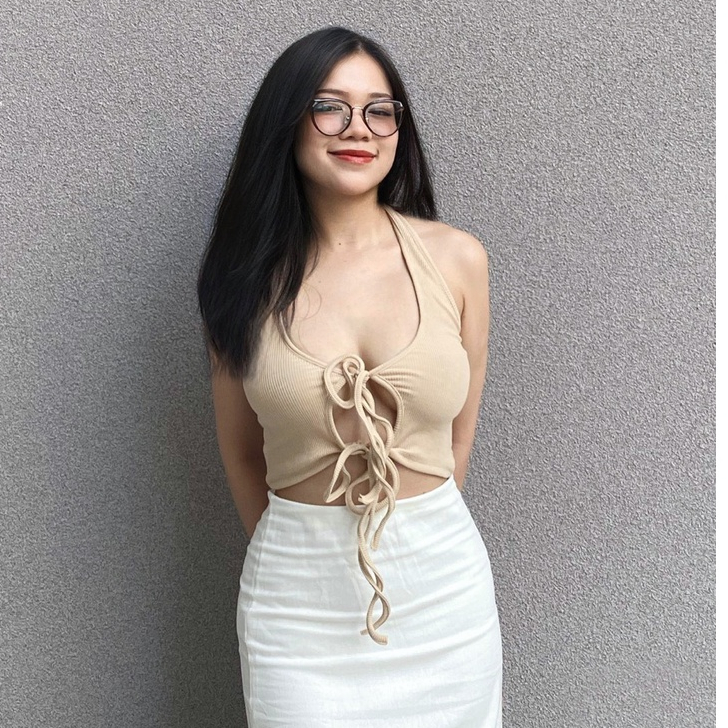 Đầm Body Sexy Tay Dài Ôm Trễ Vai Váy Thun Màu Đen Cá Tính và áo croptop cột dây yếm hở lưng đi chơi  Sugarbomb.mode