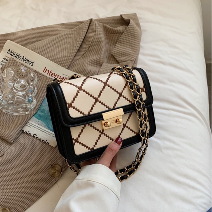 Túi xách nữ đeo chéo nữ 3 ngăn kẻ caro siêu xinh, Túi Sách đeo vai màu trắng kem dây da luồn xích phong cách Hàn quốc