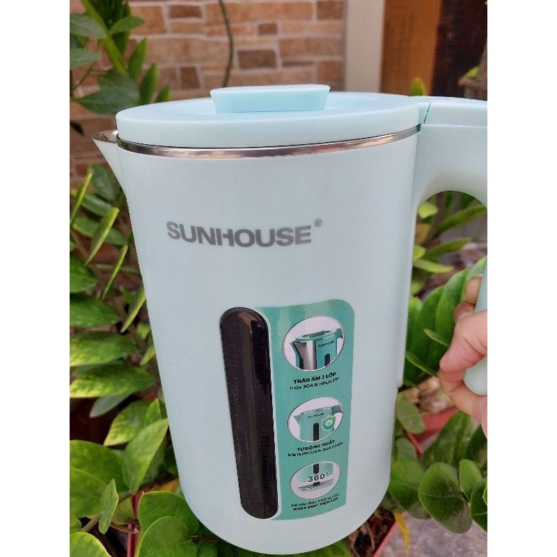 Ấm siêu tốc SUNHOUSE SHD1351 inox 2 lớp vỏ ngoài chống bỏng dung tích 1.8L