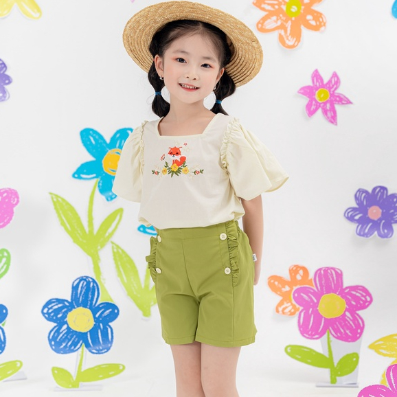 Áo kiểu bé gái ILABY cổ vuông thêu con cáo chất liệu thô [22IG1557A3DL]
