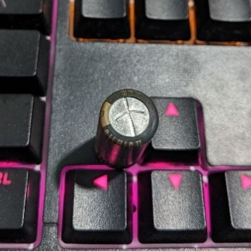 Tụ Elna Silmic II 100uf 63V NOS