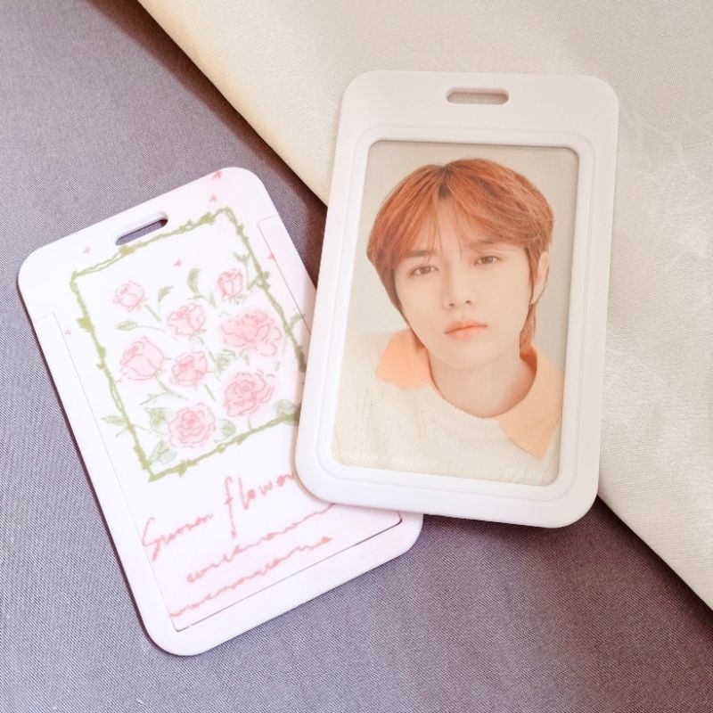 Card holder thẻ đựng bảng tên, thẻ hình thần tượng dễ thương