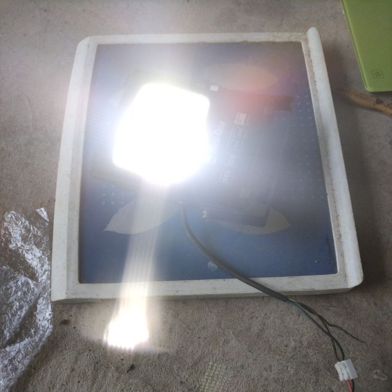 Đèn pha led ngoài trời rạng đông 50w