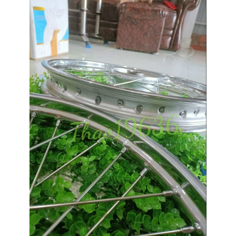 Bánh căm zin Xipo Satria