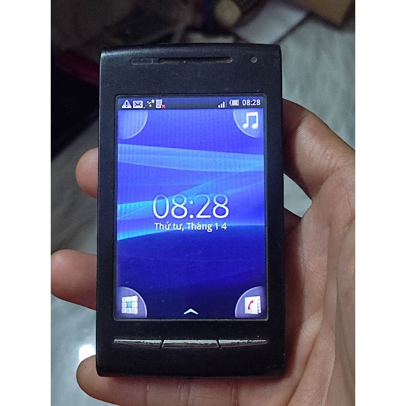 Điện thoại sony ericsson E16i máy trùng imei