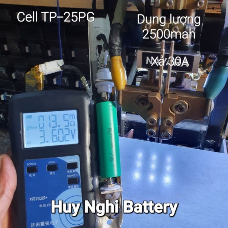 Pin Đóng DeWALT - Dung Lượng 5A / Xả 50A - Nhận Sạc Zin