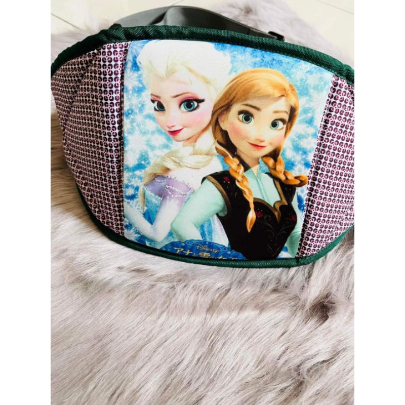 Đai đi xe máy an toàn cho bé