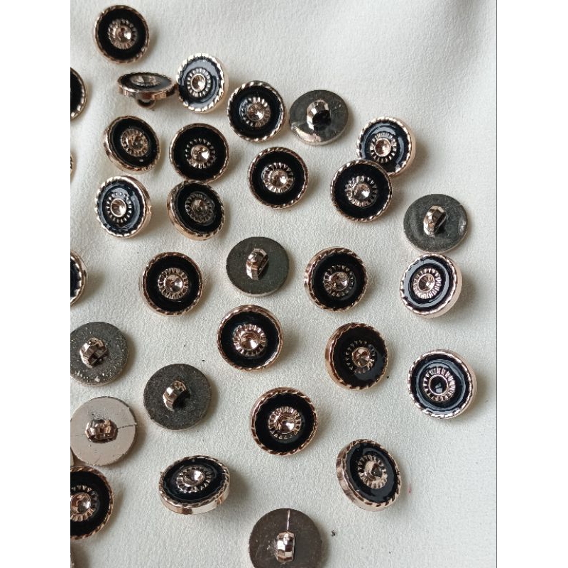 GÓI 10 NÚT ÁO ĐEN SIZE 1.5CM