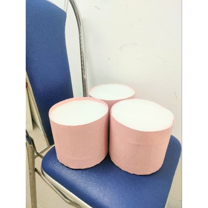 Hộp giấy trụ tròn - có gắn sẵn xốp cắm hoa sáp, hoa giả - size M-cao 14 đường kính 16 cm
