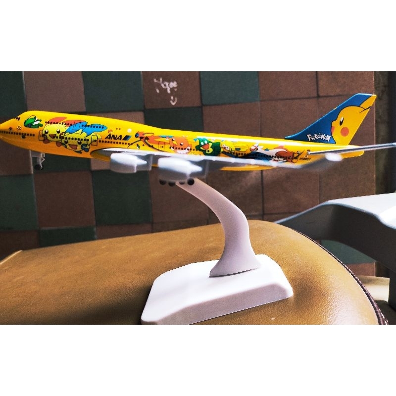 Mô hình máy bay ANA 20cm kim loại