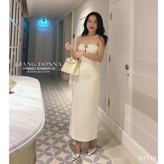 Đầm gấm dây khoen ngực xẻ sau dáng ôm suông tiểu thư