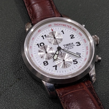 Đồng hồ chính hãng Timex Quartz Chronograph SR927W