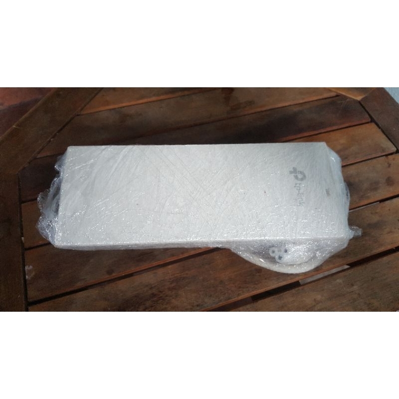 Wifi ngoài trời TP Link CPE210, sóng cực mạnh